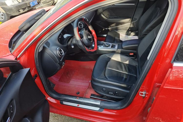 Used Audi A3 2014 Sportback 35 TFSI Automatic Comfort Model Driver Seat