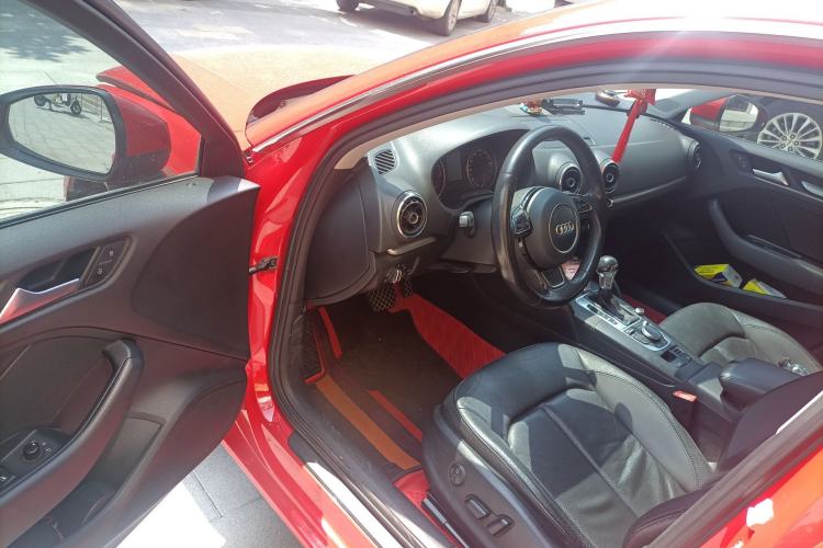 Used Audi A3 2014 Sportback 35 TFSI Automatic Comfort Model Driver Seat