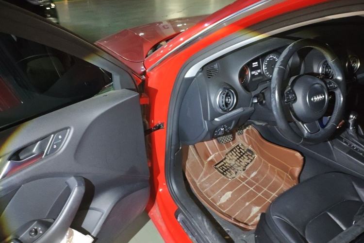 Used Audi A3 2014 Sportback 35 TFSI Automatic Comfort Model Driver Seat