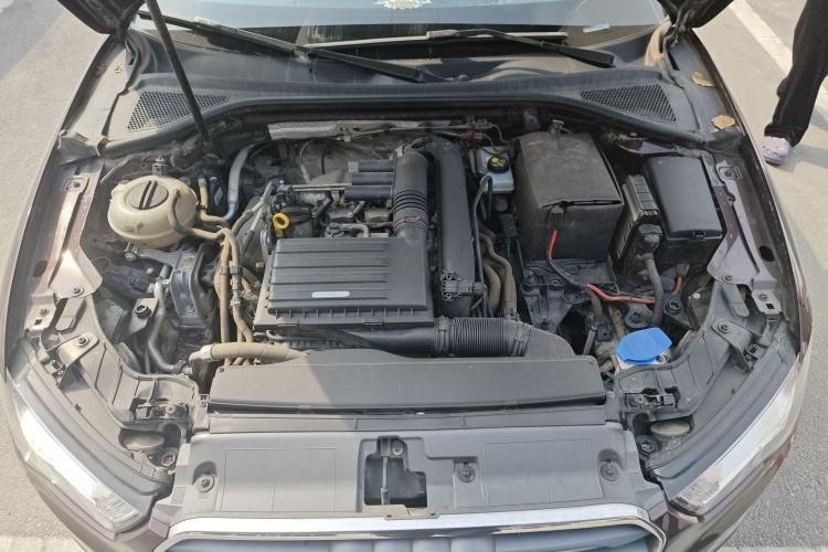 Used Audi A3 2014 Limousine 35 TFSI Automatic Fashion Model Engine Bay