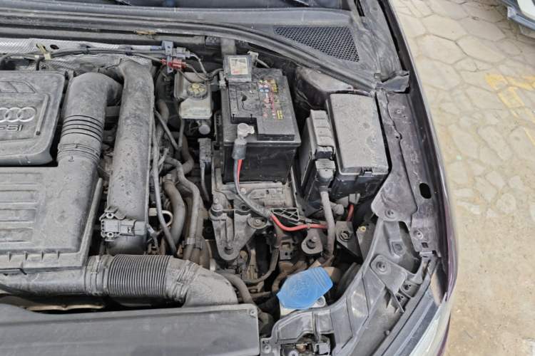 Used Audi A3 2014 Sportback 35 TFSI Automatic Ambition Edition Engine Bay Left