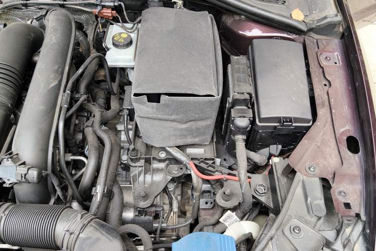 Used Audi A3 2014 Sportback 35 TFSI Automatic Comfort Model Engine Bay Left