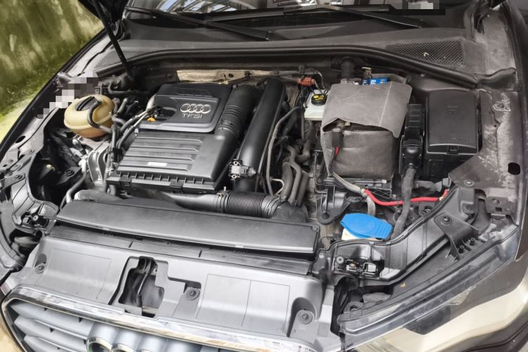 Used Audi A3 2014 Limousine 35 TFSI Automatic Advanced Model Engine Bay Left