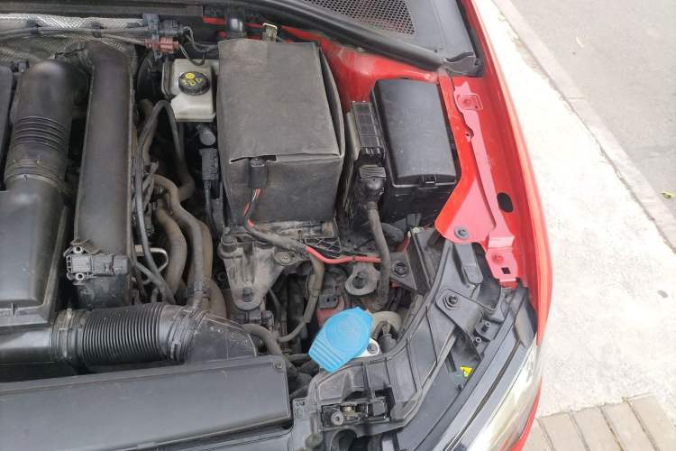 Used Audi A3 2014 Sportback 35 TFSI Automatic Style Edition Engine Bay Left