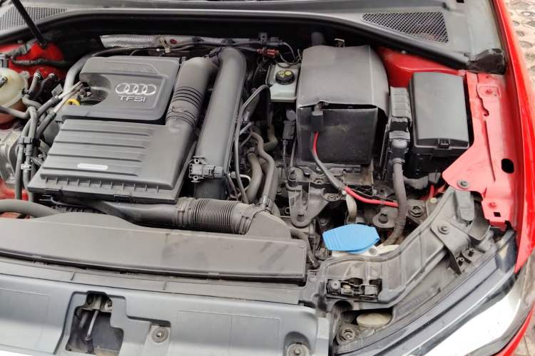 Used Audi A3 2014 Limousine 35 TFSI Automatic Fashion Model Engine Bay Left