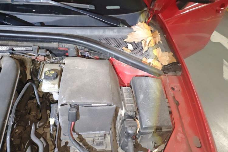 Used Audi A3 2014 Sportback 35 TFSI Automatic Comfort Model Engine Bay Left