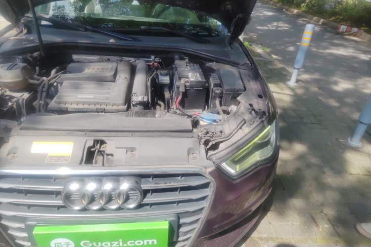 Used Audi A3 2014 Limousine 35 TFSI Automatic Comfort Model Engine Bay Left