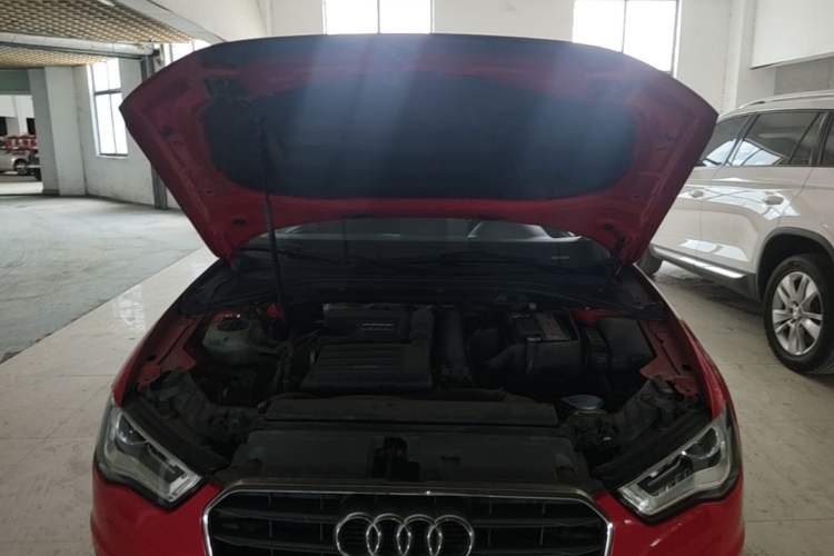 Used Audi A3 2014 Limousine 35 TFSI Automatic Comfort Model Engine Bay