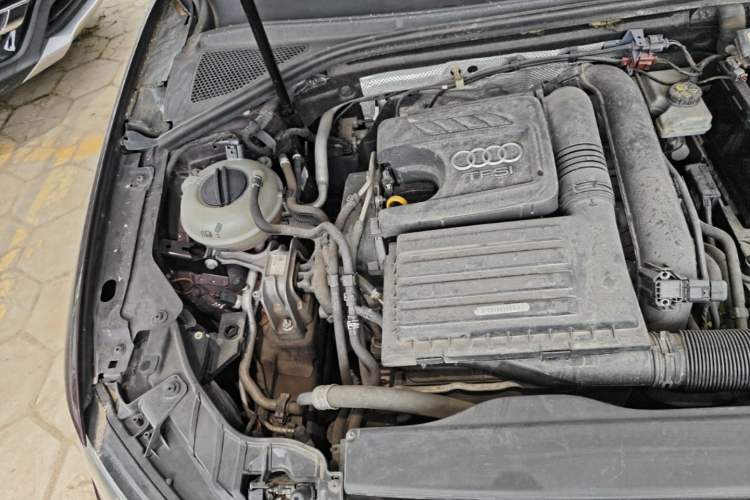 Used Audi A3 2014 Sportback 35 TFSI Automatic Ambition Edition Engine Bay Right