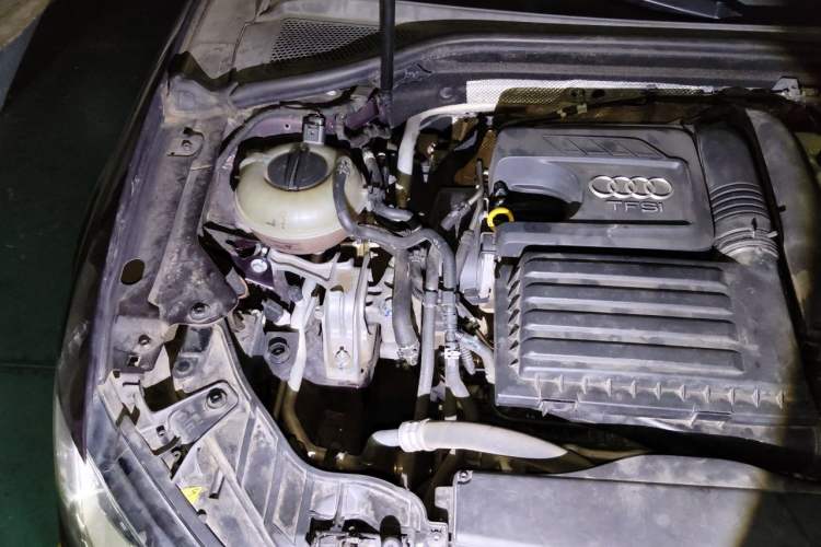 Used Audi A3 2014 Limousine 35 TFSI Automatic Comfort Model Engine Bay Right