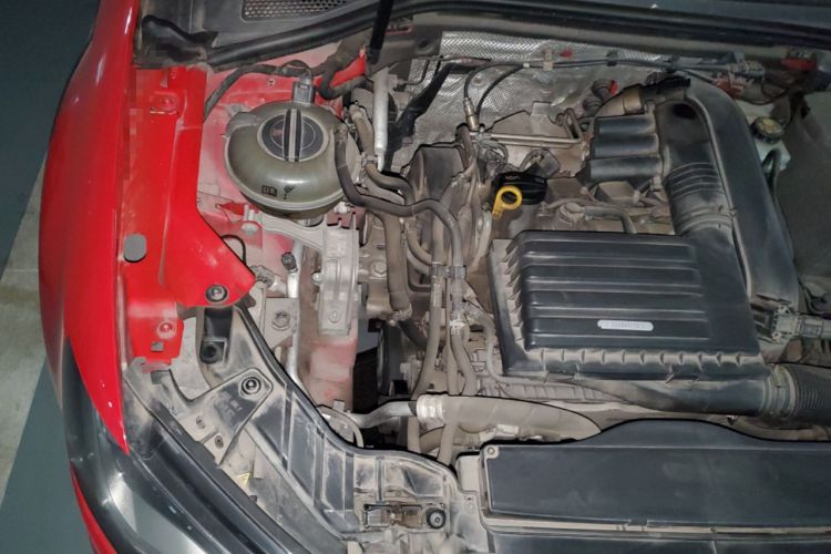 Used Audi A3 2014 Limousine 35 TFSI Automatic Fashion Model Engine Bay Right