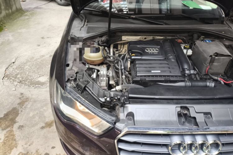 Used Audi A3 2014 Limousine 35 TFSI Automatic Advanced Model Engine Bay Right