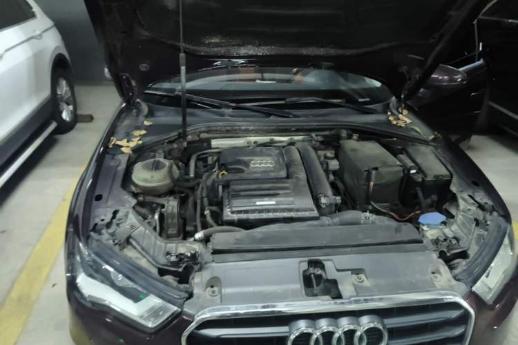 Used Audi A3 2014 Sportback 35 TFSI Automatic Ambition Edition Engine Bay Right
