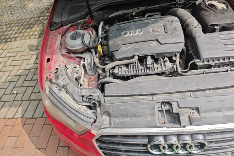 Used Audi A3 2014 Limousine 40 TFSI S line Comfort Model Engine Bay Right