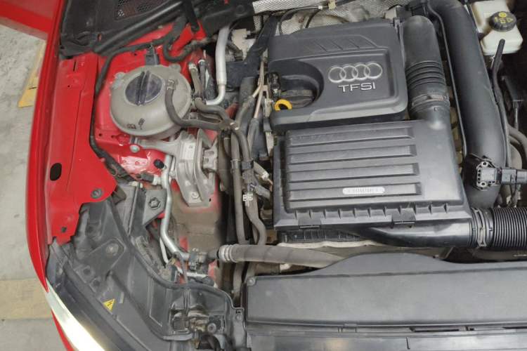 Used Audi A3 2014 Limousine 35 TFSI Automatic Fashion Model Engine Bay Right