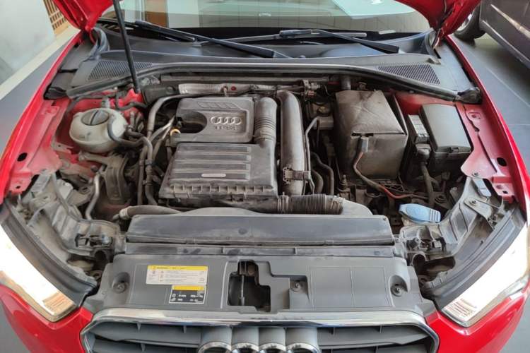 Used Audi A3 2014 Limousine 35 TFSI Automatic Advanced Model Engine Bay