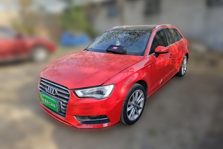 Used Audi A3 2014 Sportback 35 TFSI Automatic Comfort Model Guazi used car, China used car export, Used car for sale, Used cars, Cheapest cars for sale