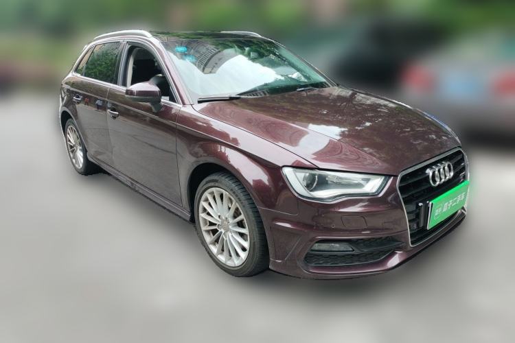 Used Audi A3 2014 Sportback 40 TFSI S line Luxury Model Front Right 45 Deg