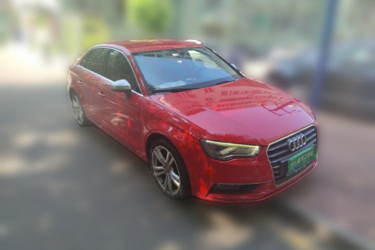 Used Audi A3 2014 Limousine 35 TFSI Automatic Advanced Model Front Right 45 Deg