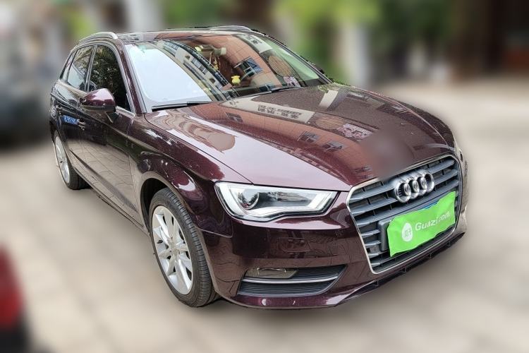 Used Audi A3 2014 Sportback 35 TFSI Automatic Comfort Model Front Right 45 Deg