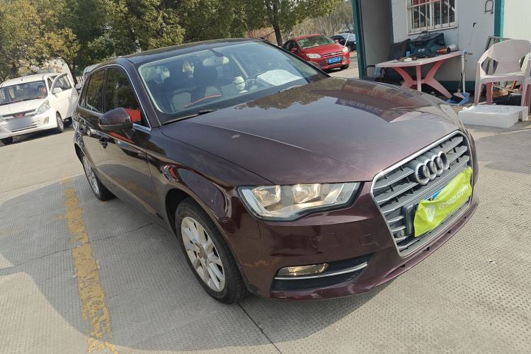 Used Audi A3 2014 Sportback 35 TFSI Automatic Style Edition Front Right 45 Deg