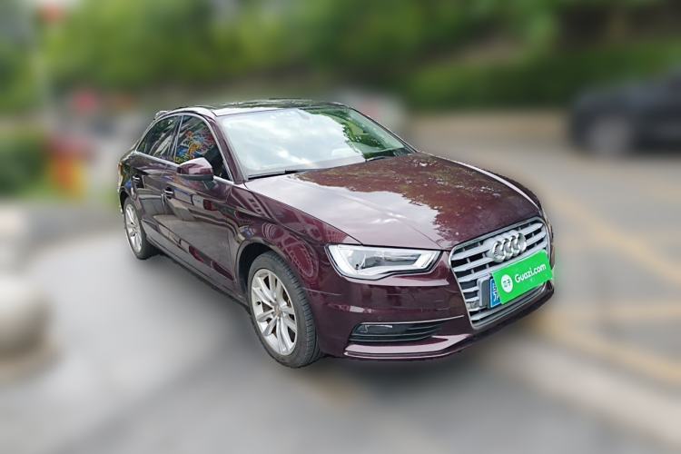 Used Audi A3 2014 Limousine 35 TFSI Automatic Comfort Model Front Right 45 Deg