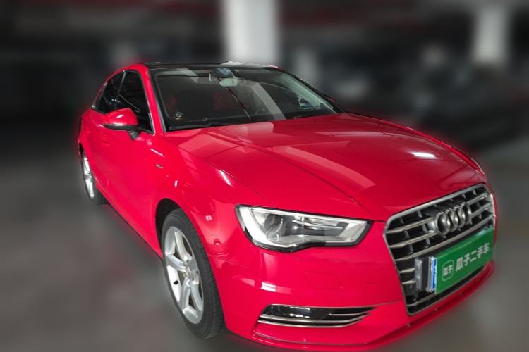 Used Audi A3 2014 Limousine 35 TFSI Automatic Comfort Model Front Right 45 Deg