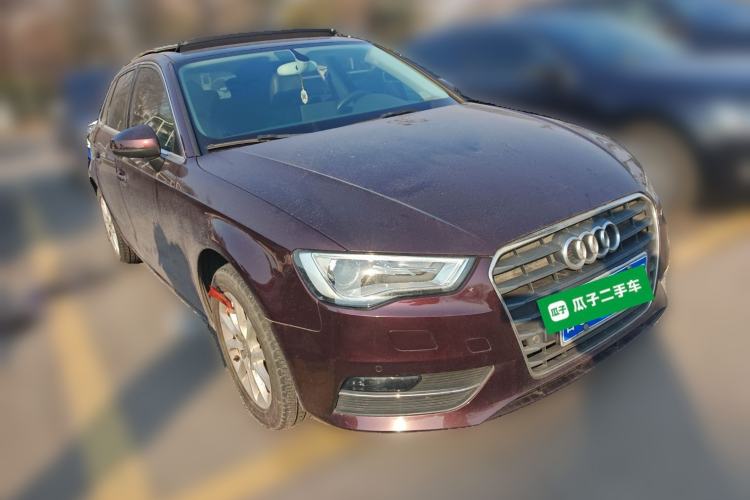 Used Audi A3 2014 Sportback 35 TFSI Automatic Style Edition Front Right 45 Deg