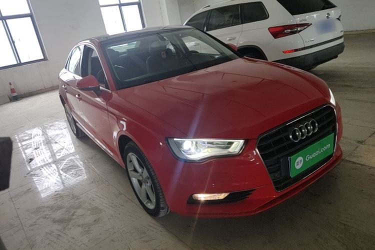 Used Audi A3 2014 Limousine 35 TFSI Automatic Comfort Model Front Right 45 Deg