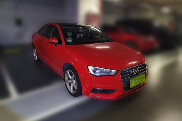 Used Audi A3 2014 Limousine 35 TFSI Automatic Comfort Model Front Right 45 Deg