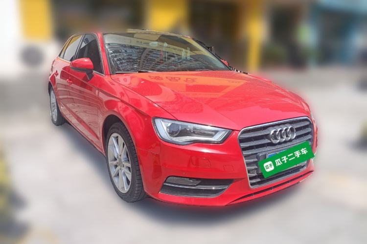 Used Audi A3 2014 Sportback 35 TFSI Automatic Comfort Model Front Right 45 Deg