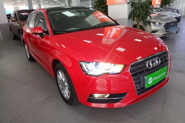 Used Audi A3 2014 Sportback 35 TFSI Automatic Style Edition Front Right 45 Deg