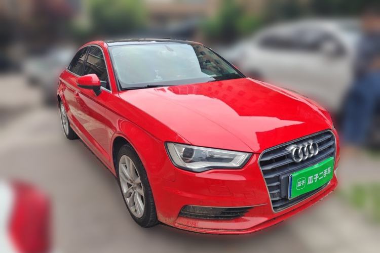 Used Audi A3 2014 Limousine 35 TFSI Automatic Comfort Model Front Right 45 Deg