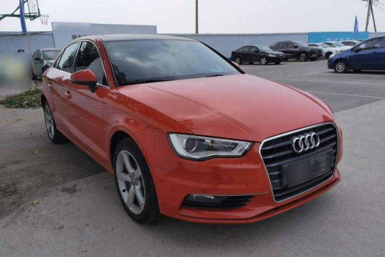 Used Audi A3 2014 Limousine 35 TFSI Automatic Comfort Model Front Right 45 Deg