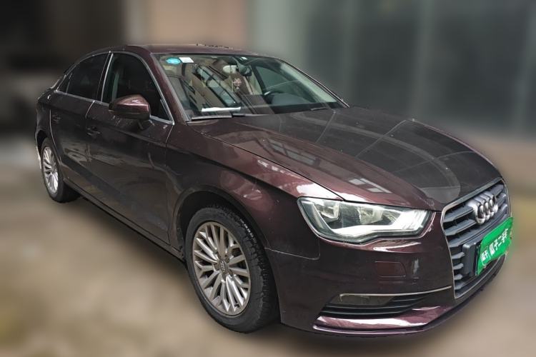 Used Audi A3 2014 Limousine 35 TFSI Automatic Advanced Model Front Right 45 Deg