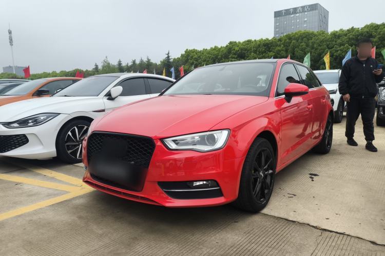 Used Audi A3 2014 Sportback 35 TFSI Automatic Comfort Model Guazi used car, China used car export, Used car for sale, Used cars, Cheapest cars for sale