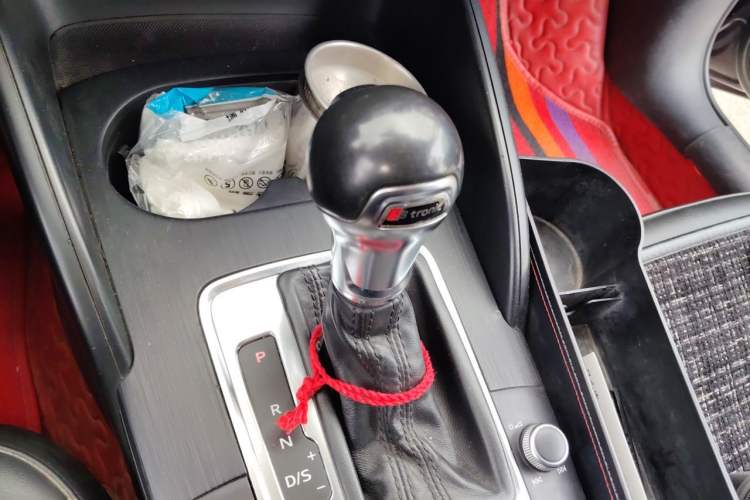 Used Audi A3 2014 Limousine 40 TFSI S line Comfort Model Gear Lever