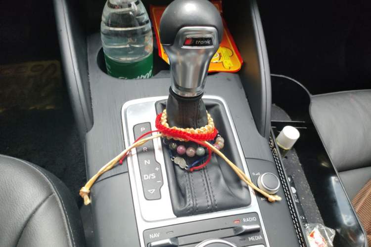 Used Audi A3 2014 Sportback 40 TFSI S line Luxury Model Gear Lever