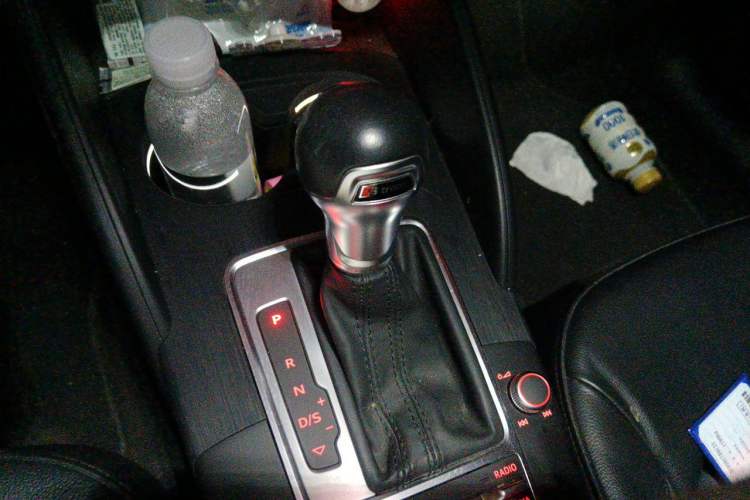 Used Audi A3 2014 Sportback 35 TFSI Automatic Comfort Model Gear Lever
