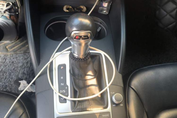 Used Audi A3 2014 Sportback 35 TFSI Automatic Comfort Model Gear Lever