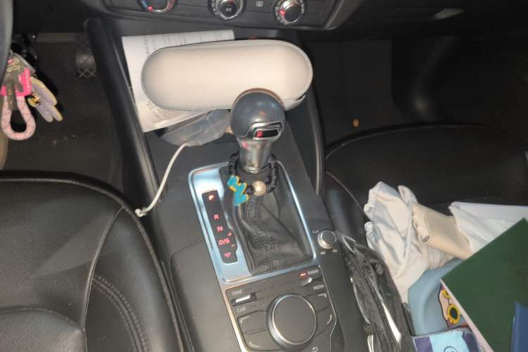 Used Audi A3 2014 Sportback 35 TFSI Automatic Ambition Edition Gear Lever