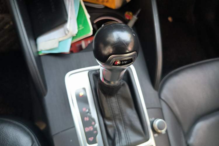 Used Audi A3 2014 Sportback 35 TFSI Automatic Comfort Model Gear Lever