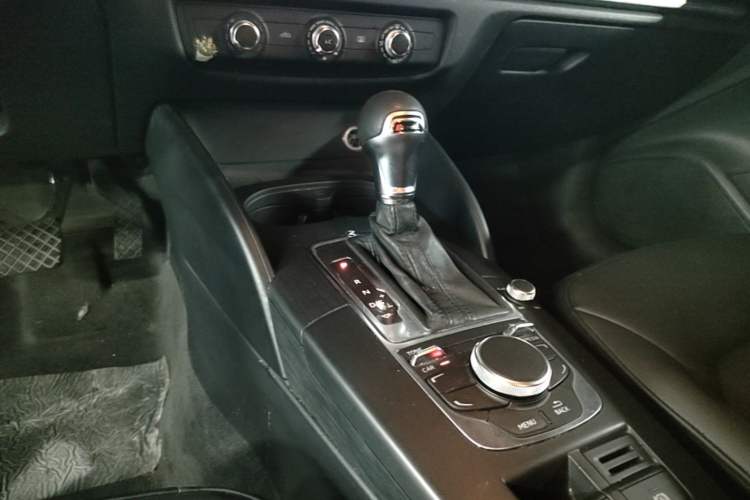 Used Audi A3 2014 Sportback 35 TFSI Automatic Style Edition Gear Lever