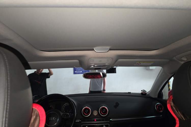 Used Audi A3 2014 Limousine 35 TFSI Automatic Comfort Model Headliner
