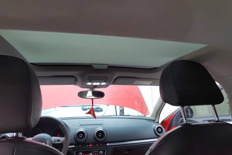 Used Audi A3 2014 Limousine 35 TFSI Automatic Comfort Model Headliner