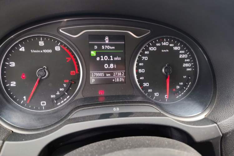 Used Audi A3 2014 Limousine 40 TFSI S line Comfort Model Instrument Cluster