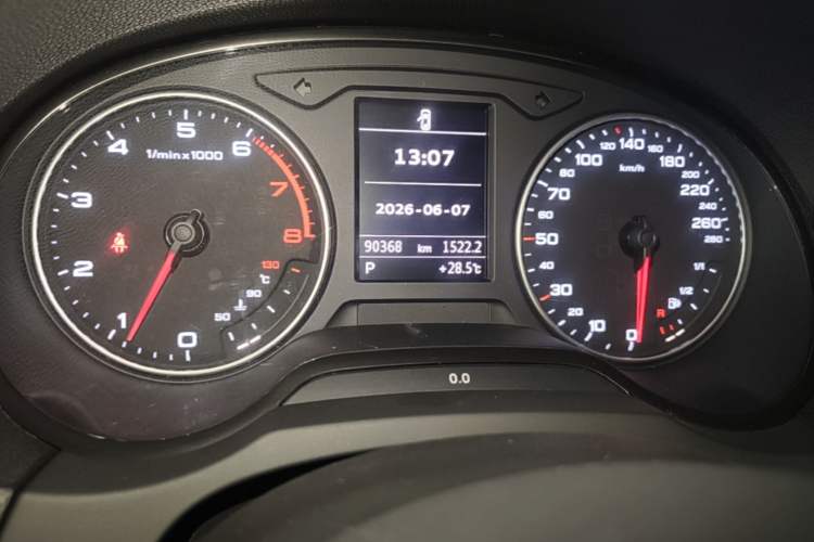Used Audi A3 2014 Limousine 35 TFSI Automatic Comfort Model Instrument Cluster