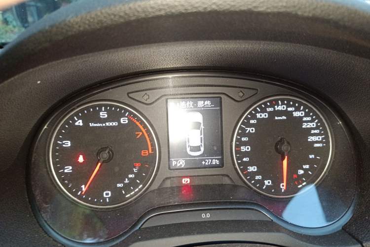 Used Audi A3 2014 Limousine 35 TFSI Automatic Advanced Model Instrument Cluster