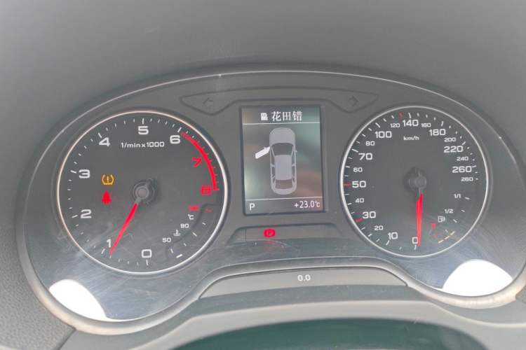 Used Audi A3 2014 Limousine 35 TFSI Automatic Comfort Model Instrument Cluster