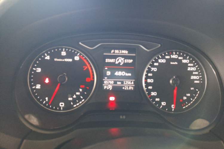 Used Audi A3 2014 Limousine 40 TFSI S line Comfort Model Instrument Cluster